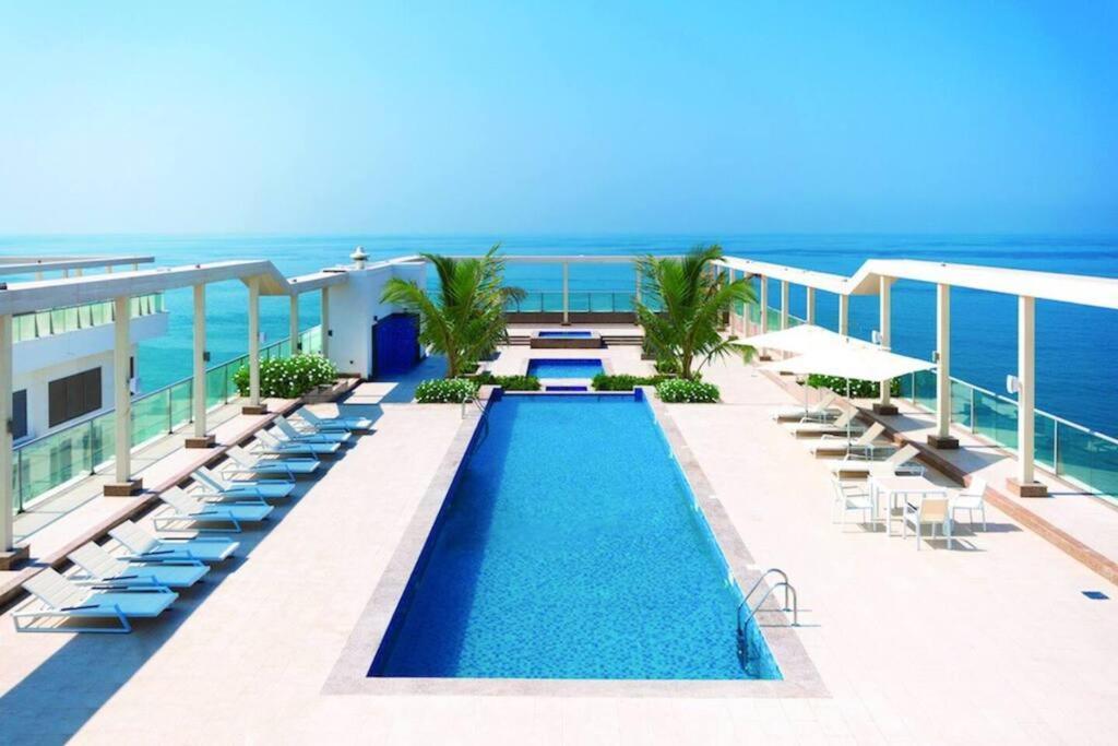 Ocean Whisper Ultra Luxe 1 Bedroom Apartment With A Private Beach - Al Marjan Island ラアス・アル・ハイマ エクステリア 写真
