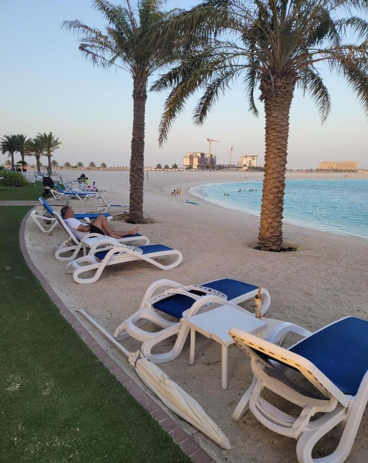 Ocean Whisper Ultra Luxe 1 Bedroom Apartment With A Private Beach - Al Marjan Island ラアス・アル・ハイマ エクステリア 写真