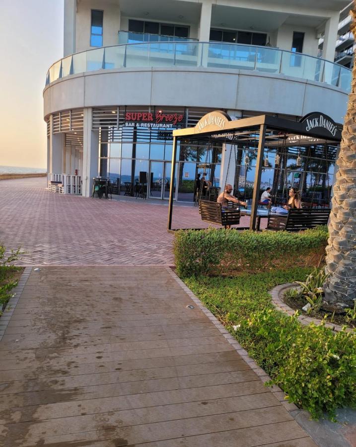Ocean Whisper Ultra Luxe 1 Bedroom Apartment With A Private Beach - Al Marjan Island ラアス・アル・ハイマ エクステリア 写真