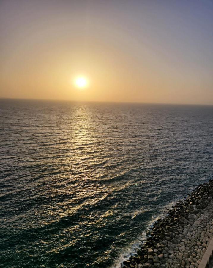 Ocean Whisper Ultra Luxe 1 Bedroom Apartment With A Private Beach - Al Marjan Island ラアス・アル・ハイマ エクステリア 写真